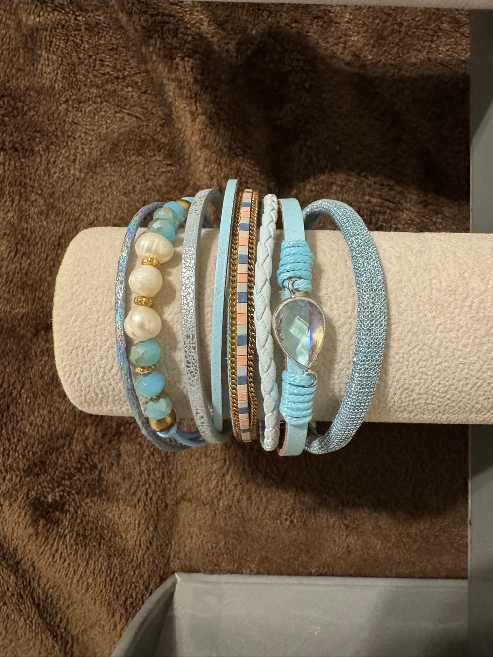 Layered Aqua Multi-Strand Bracelet Set with Iridescent Teardrop Accent